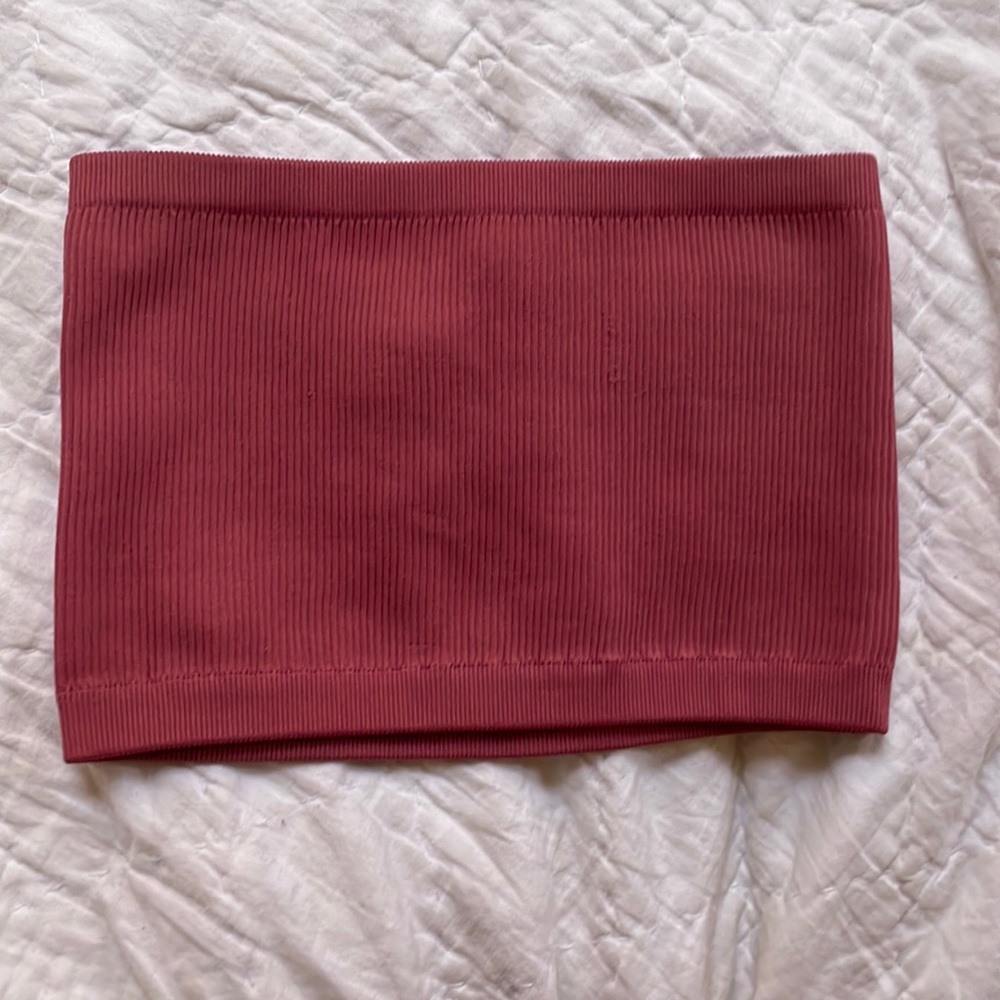 ribbed, cropped, pink tube top